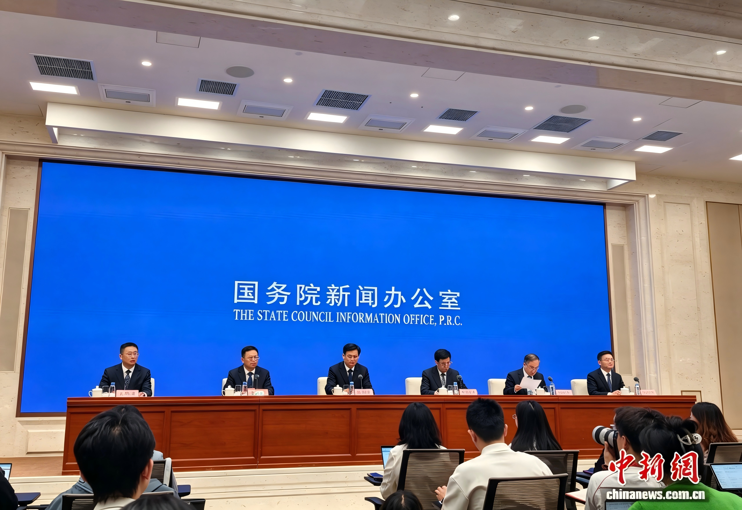 民族团结进步促进法7月1日正式实施，是30多年来第一部设序言的法律
